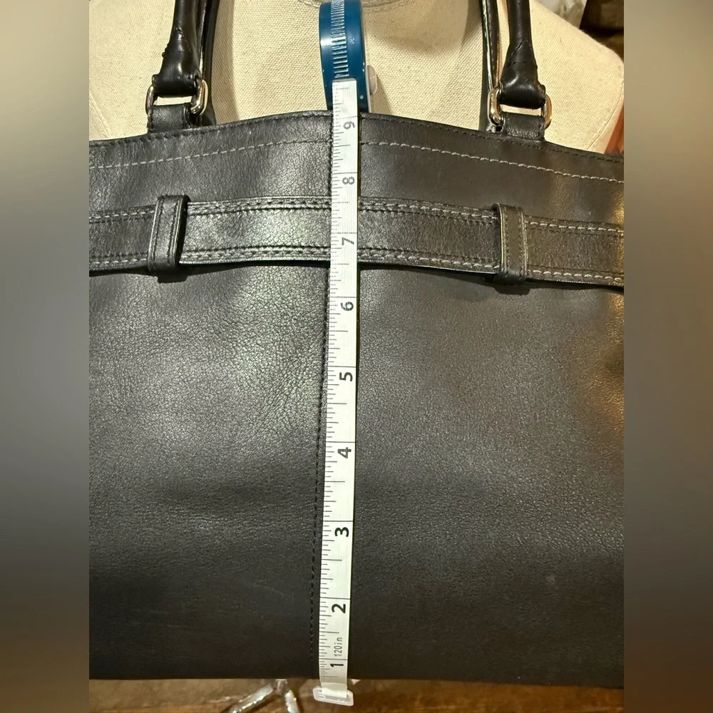 Black Leather Shoulder Bag - Picture 5 of 6